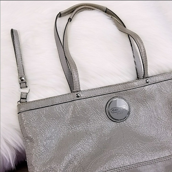 COACH Gray Textured Leather Signature Tote Bag - Picture 3 of 8